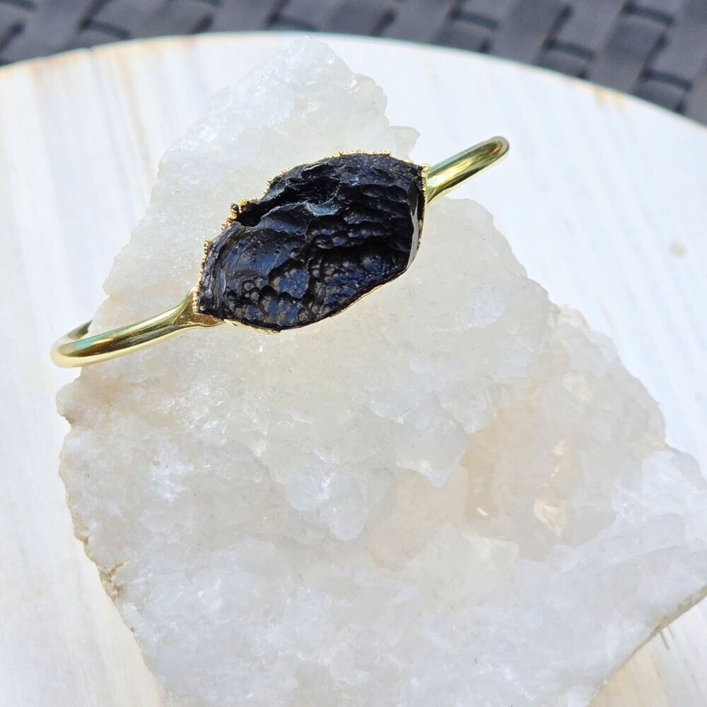 Black Tourmaline ✦ Wire Wrap Grounding Cuff ✦ 14Kt Gold Over Copper Adjustable - Picture 8 of 13